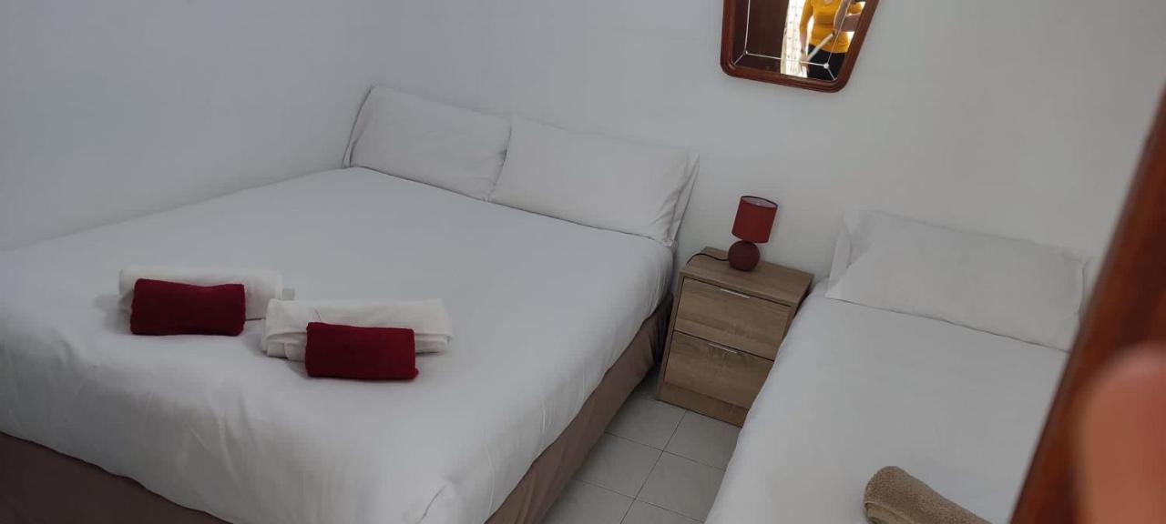 Centro Madrid Hortaleza Appartement Buitenkant foto